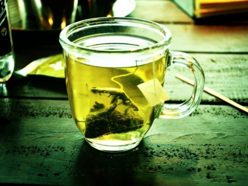 Çaji i gjelbër ndihmon në luftimin e kancerit