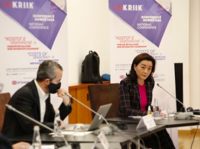 Dy muaj para zgjedhjeve, ambasadorja Yuri Kim takon kreun e KQZ-së Ilirjan Celibashi