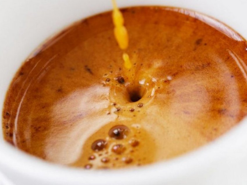 E dini sa kafeinë ka një filxhan kafe turke, espresso dhe ajo me filter?