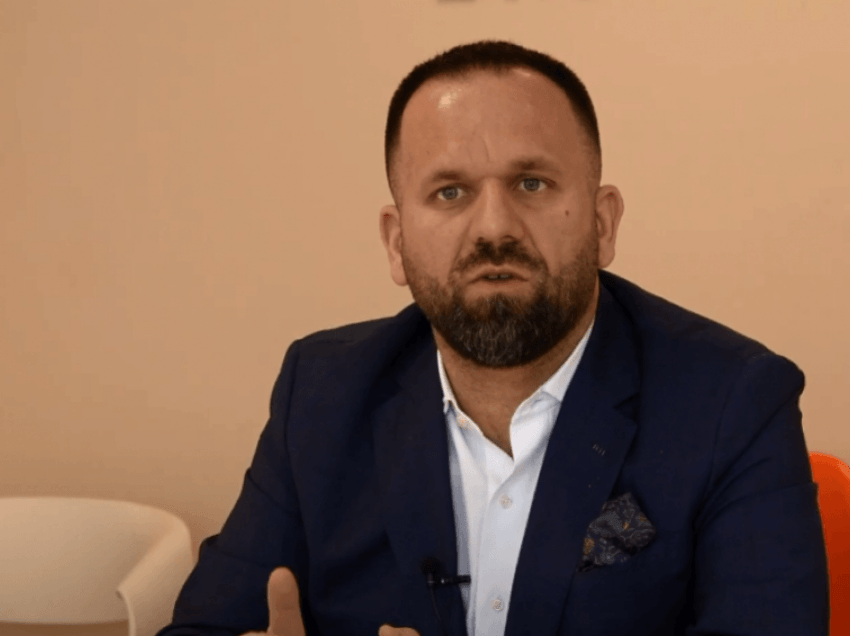 Rukiqi pyet IKSHPK-në dhe Qeverinë: Pse nuk u ashpërsuan masat antiCovid gjatë fushatës