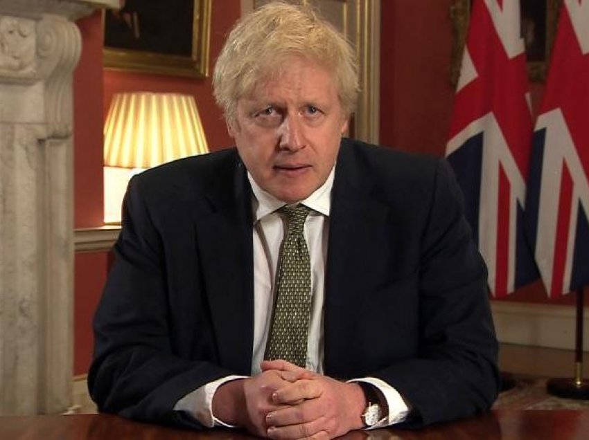 Johnson: Punonjësit britanikë do të kthehen në zyrat e tyre brenda pak muajsh