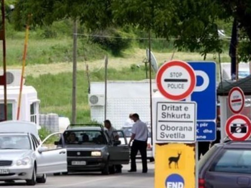Deshi të futej në Kosovë me një veturë nga Italia të padoganuar, kapet nga Policia