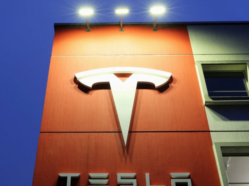 Tesla e kënaqur me shitjet në vitin 2020