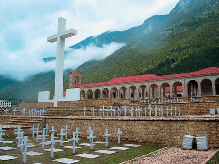 Qeveria shpronëson tokën për varrezat e ushtarëve grekë në Shqipëri
