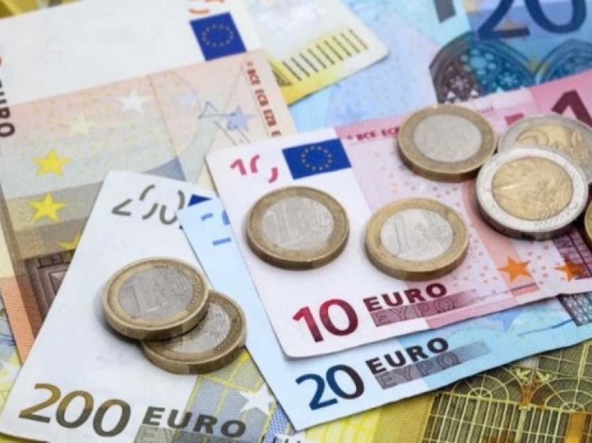 Bankat shpenzuan 42 milionë euro për humbje të pritshme nga kreditë