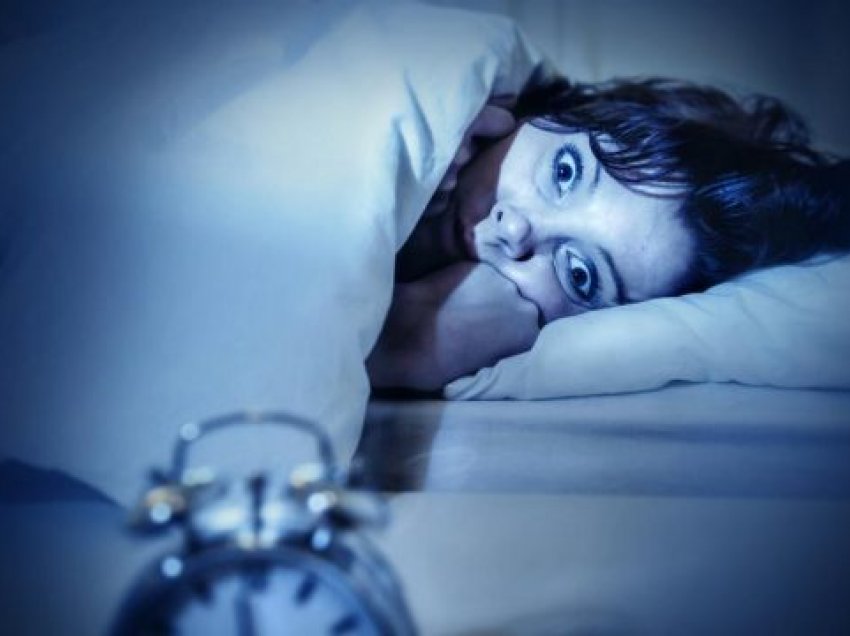 Krejt çka duhet të dini për paralizën e gjumit
