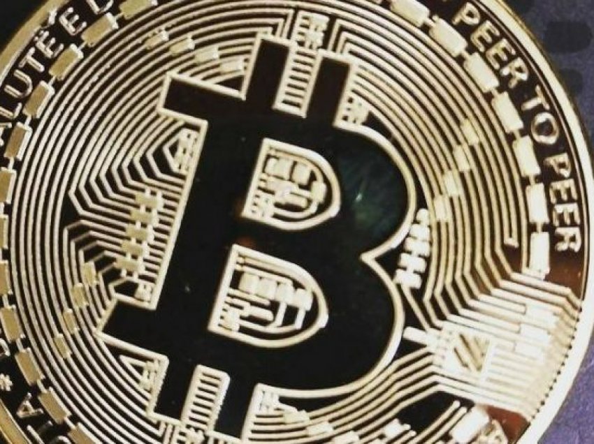 Bitcoin kalon 35 mijë dollarët