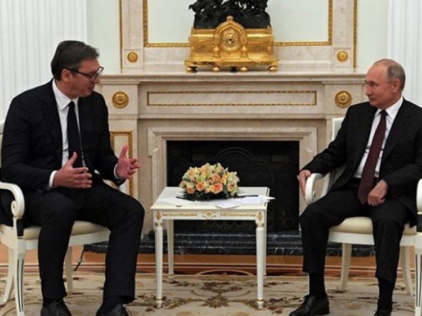 Vuçiq i dërgon letër Putinit, e falënderon për ndihmën që po ia jep ai kundër Kosovës