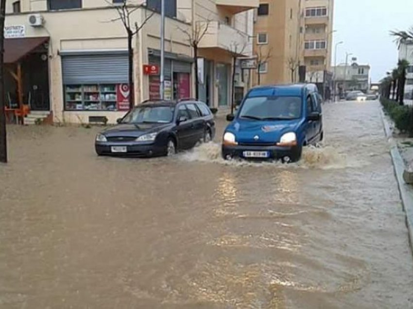 Mblidhet Shtabi i Emergjencave, kjo është situata me përmbytjet në Shkodër