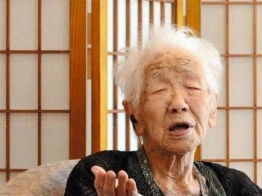 Personi më i vjetër i gjallë në botë feston ditëlindjen e 118-të