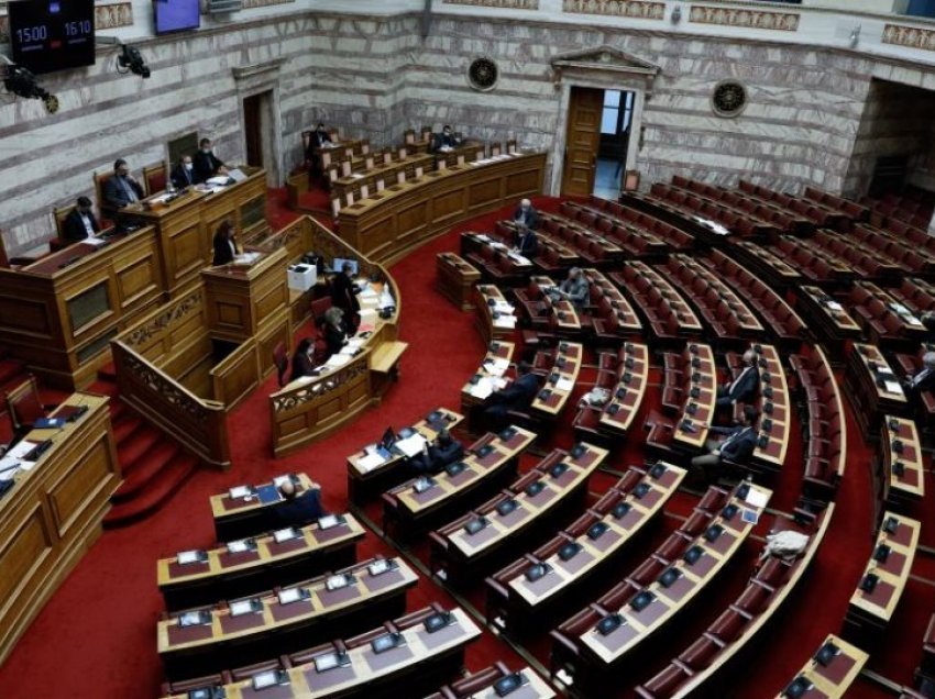  Kalon në Parlament projekt ligji për zgjerimin e Greqisë me 12 milje në detin Jon, ja kur pritet të votohet