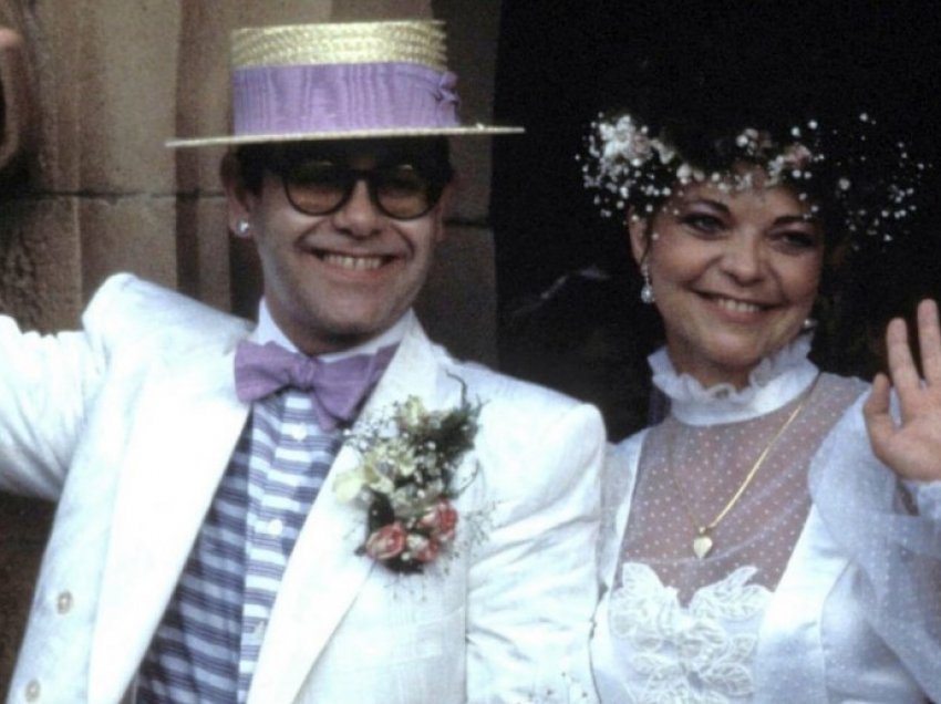Elton John dhe ish-bashkëshortja e tij kanë bërë ‘paqe’