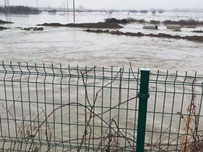 Reshjet e dendura të shiut kanë shkaktuar situatë emergjence në Drenas