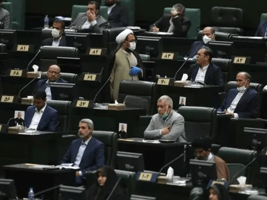Parlamenti i Iranit diskuton ligjin për ‘eliminimin’ Izraelit deri në mars 2041