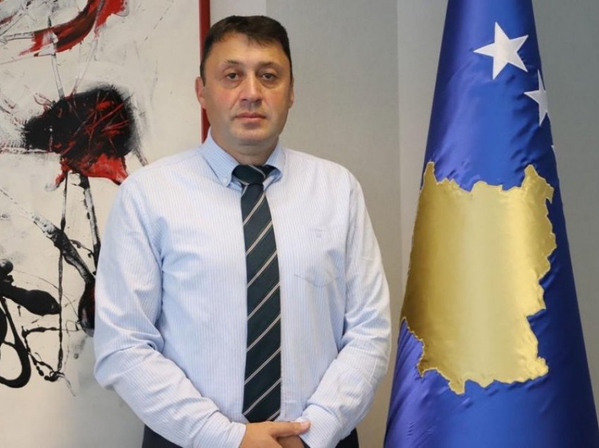 Ministri në detyrë i Arsimit i futet garës për deputet