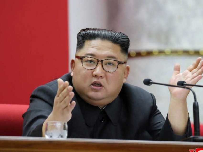 Kim Jong: Do të ndërtojmë më shumë armë nukleare