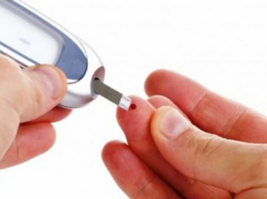 Përdorimi i insulinës për herë të parë në trajtimin e diabetit në njerëz