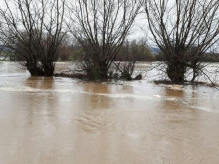 Gjendja nëpër komunat e prekura nga vërshimet është nën kontroll 