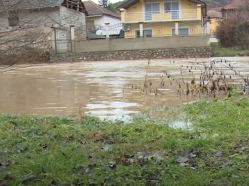 Tetova tre ditë pa ujë të pijshëm si pasojë e reshjeve të shiut