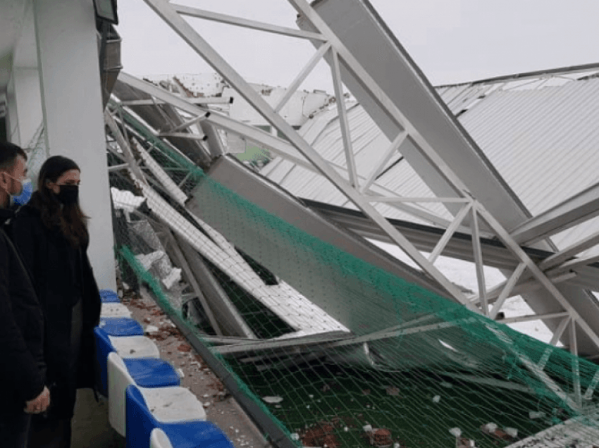 Rrufeja goditi stadiumin në Podujevë, kjo është gjendja e objektit