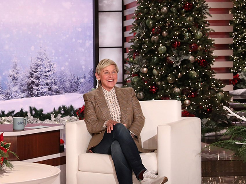 Ellen DeGeneres rikthehet në “The Ellen Show”, rrëfen përvojën me COVID-19