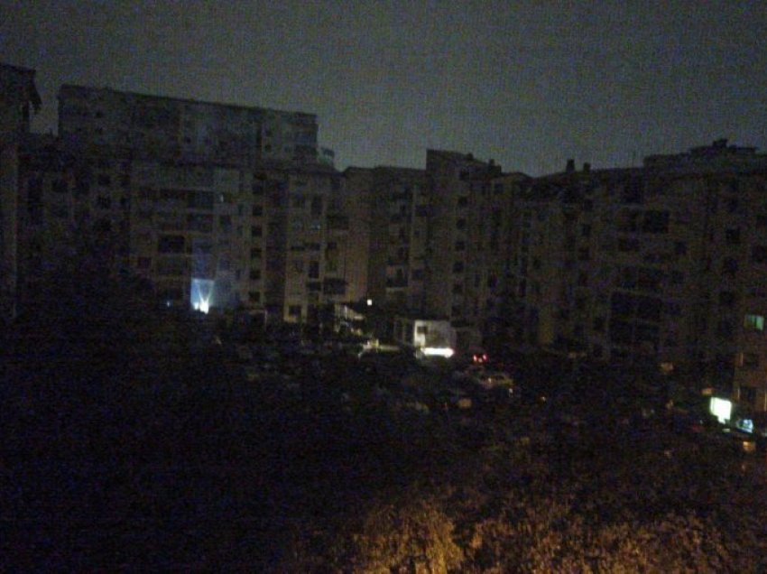 Tirana në errësirë, zona e ‘Don Boskos’ 4 orë pa drita