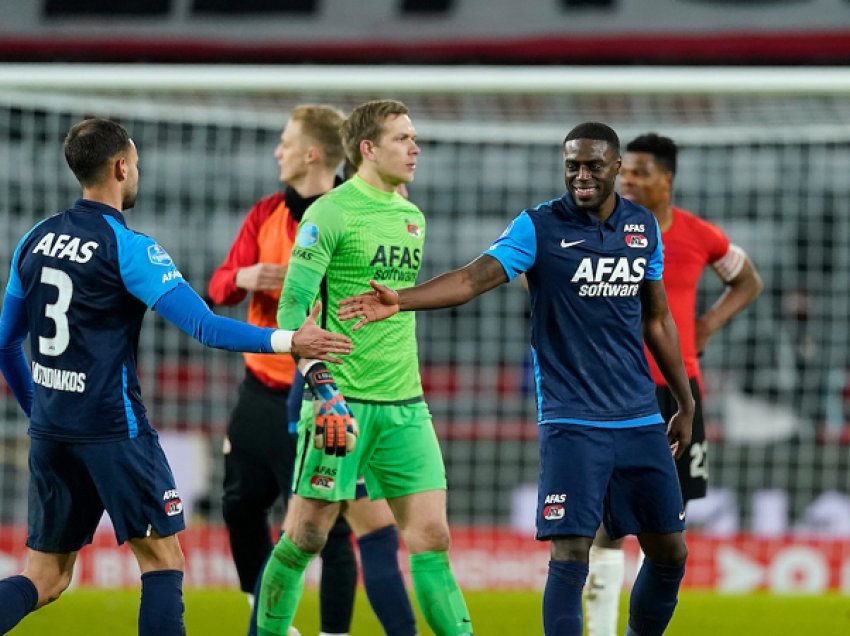 Zhgënjen PSV-ja, Alkmaari e mposht në “Philips Stadion”