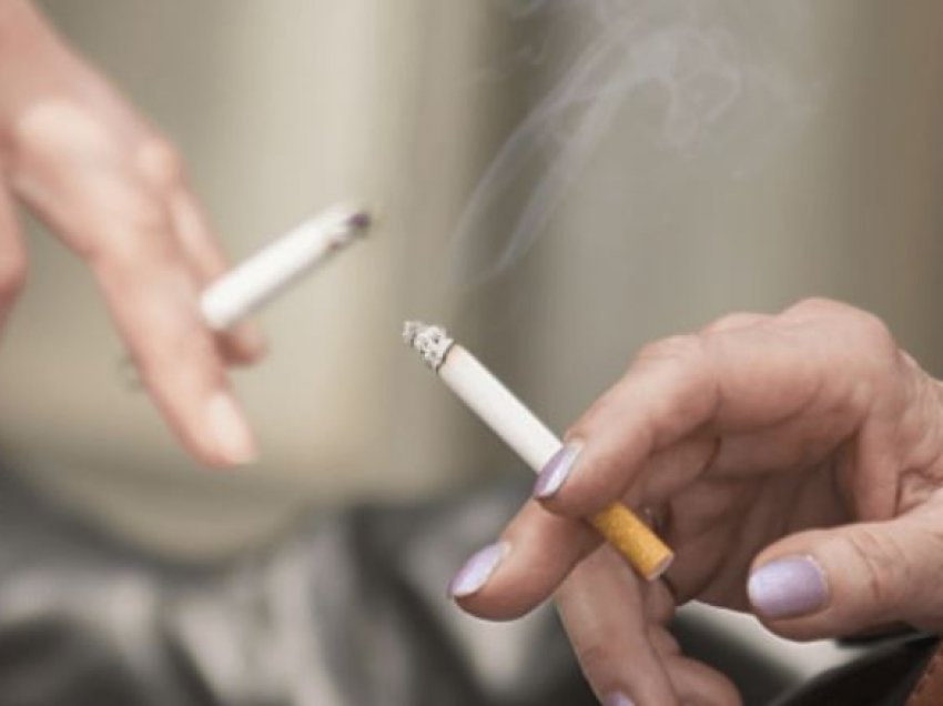 Studimi: Pirja e duhanit rrit rrezikun për goditje gjakderdhëse në tru