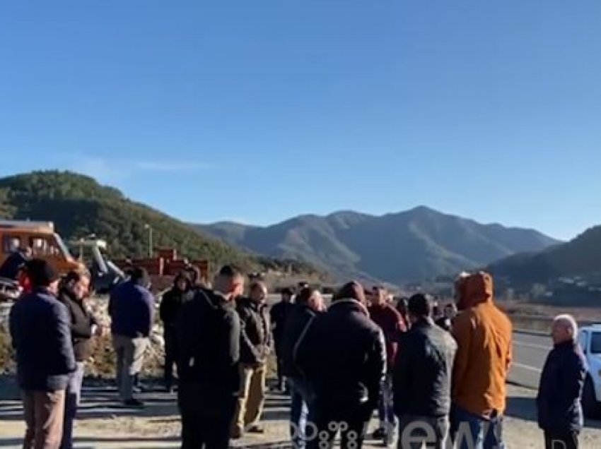 Protestuan te Rruga e Kombit, procedohen penalisht 8 banorë të Mirditës