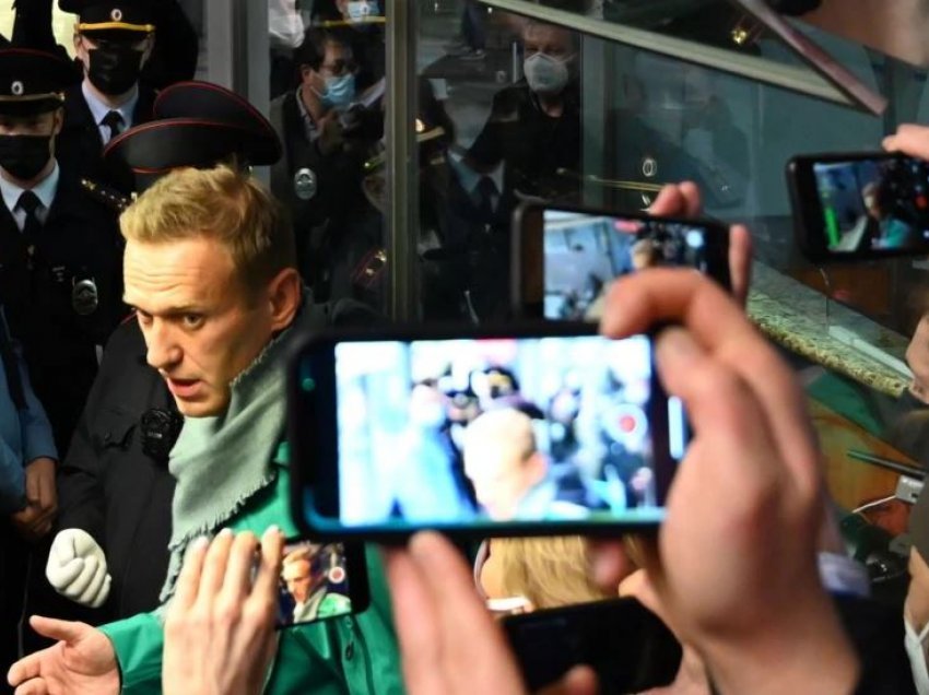 Rusi, 30 ditë paraburgim për opozitarin Navalny