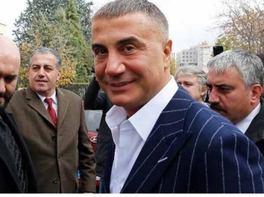 Kreu i mafies turke arrestohet në Shkup ishte takuar me biznismen e politikanë