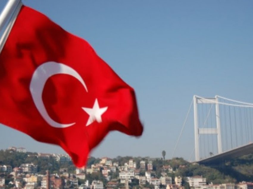 ​Turqia feston 100-vjetorin e pavarësisë