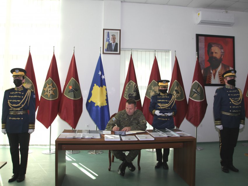 Ministria e Mbrojtjes dhe FSK-ja përmbyllen me sukses vitin e dytë të tranzicionit