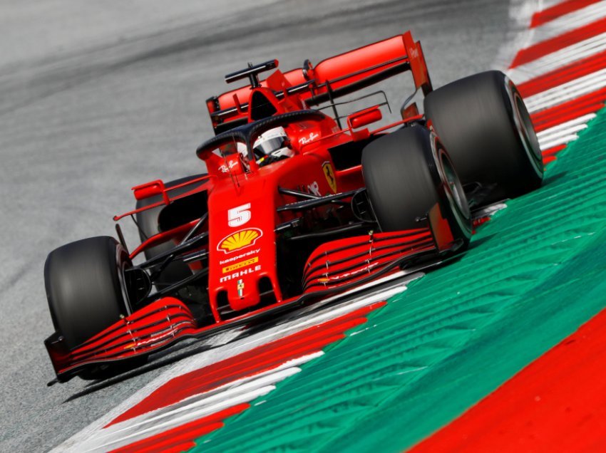 Një makinë Ferrari kompetitive 