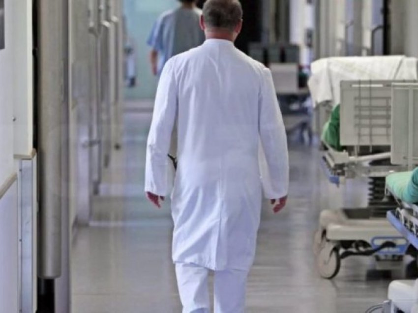 Janë hospitalizuar 15 pacientë të rinj në Covid qendrat në Shkup