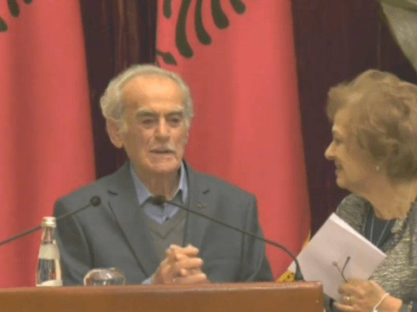 Dhimitër e Roza Anagnosti marrin dekoratën e lartë “Gjergj Kastrioti Skënderbeu”