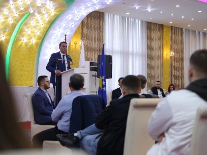Haradinaj: Me AAK-në në qeveri, do të hapen shkollat e reja profesionale, që të kemi kuadro të reja për tregun e punës