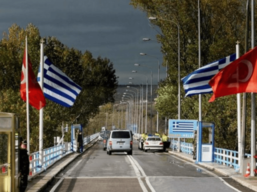 Nesër takimi Turqi-Greqi, mediat në Athinë: Dy arsyet që detyruan Erdoganin të ulet në tryezë