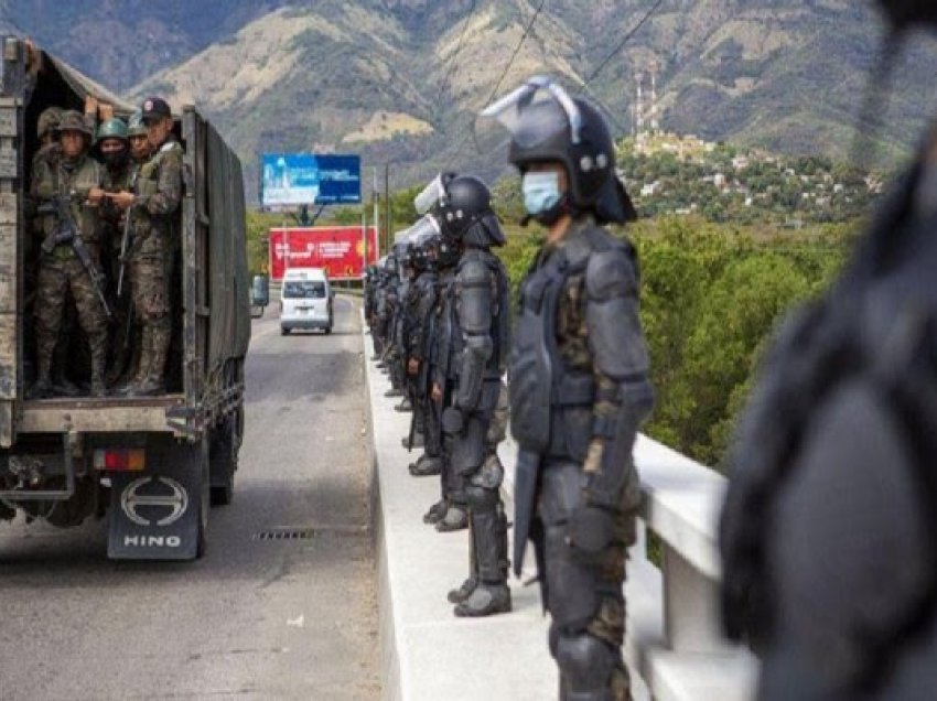 ​Gjenden 19 trupa të djegur afër kufirit midis Meksikës dhe Shteteve të Bashkuara