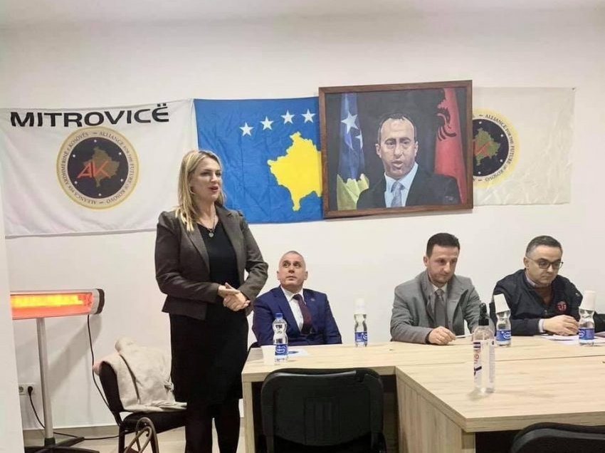 AAK-ja merr mbështetje në Mitrovicë
