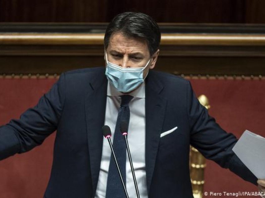 Kryeministri i Italisë Conte sinjalizon dorëheqjen