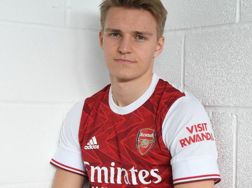 Arsenali kompleton transferimin e Odegaard