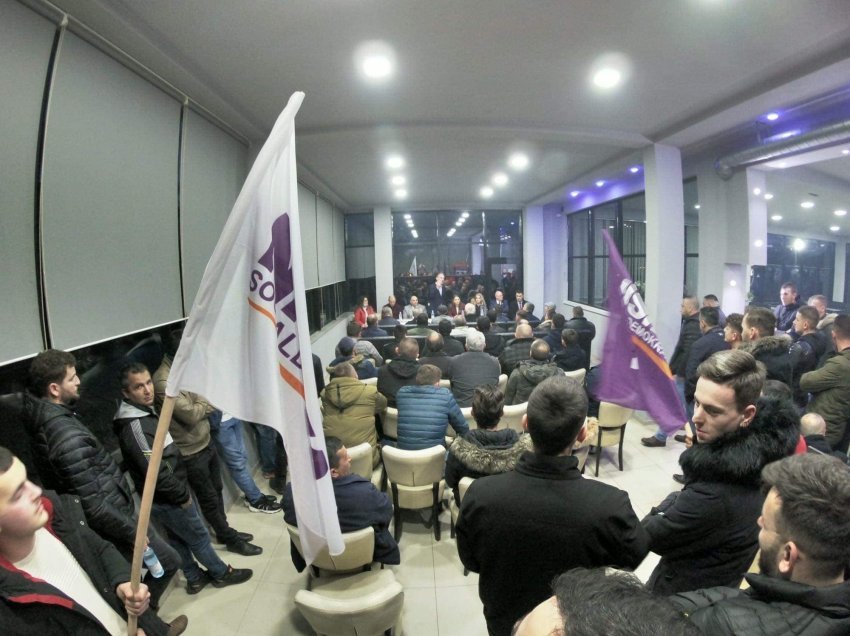 Limaj: Fshatrat e Gjakovës i dhanë sonte mbështetje të fuqishme kauzës sonë për Çlirimtarët