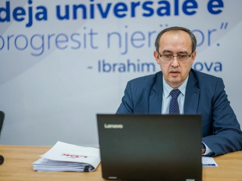 Hoti bisedë online me eurodeputët për zhvillimet politike në Kosovë