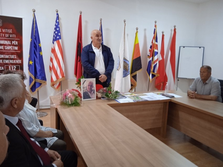 Komuna e Vitisë mbajti mbledhje komemorative për Drejtorin Nexhmedin Jakupi