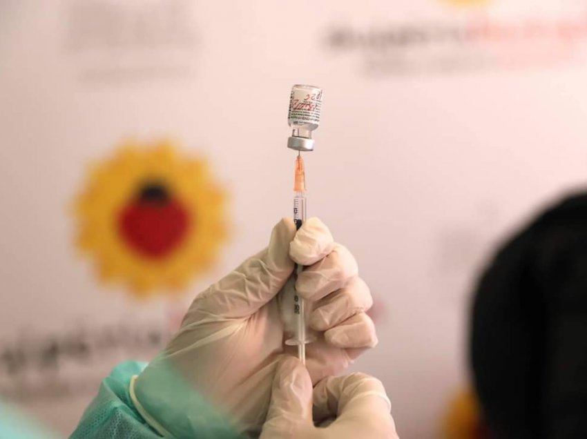Mbi 16 mijë doza të vaksinës “Pfizer” pritet të arrijnë në Shqipëri