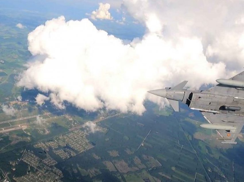 NATO-ja gjurmon aeroplanët ushtarakë rusë mbi Detin Baltik