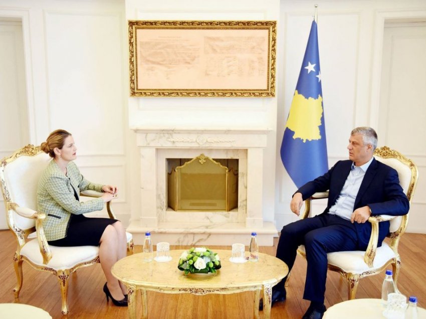 A pagoi Dhurata Hoxha me urdhër të Thaçit për ndarjen e Kosovës?