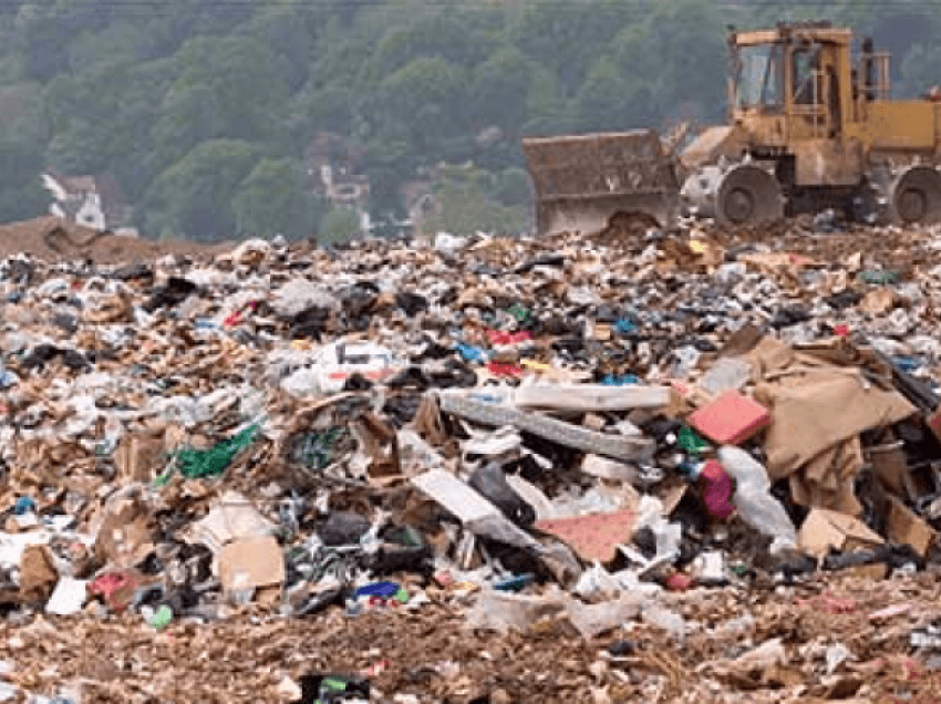 Bllokohet miratimi i ligjeve për mbeturinat