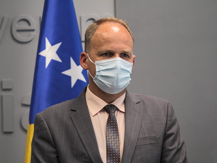 Krasniqi: Kosova po përjeton një valë të rëndë të pandemisë, po preken edhe fëmijët e vegjël